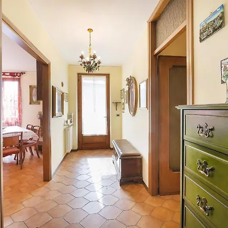 Casa Carla-con Giardino,vicino Al Centro E Ac Apartman Garda