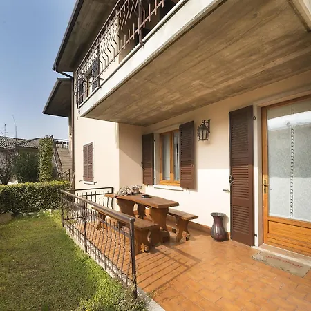Casa Carla-con Giardino,vicino Al Centro E Ac Garda