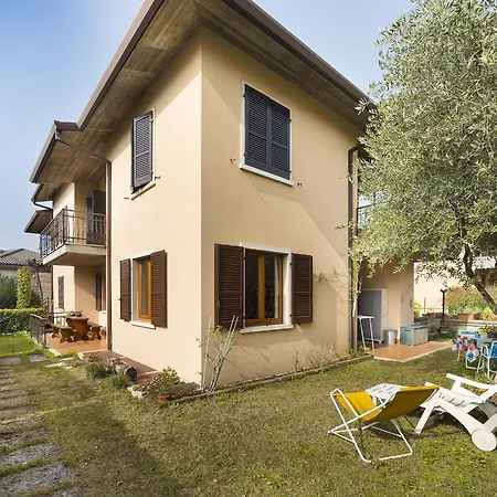 Casa Carla-con Giardino,vicino Al Centro E Ac *