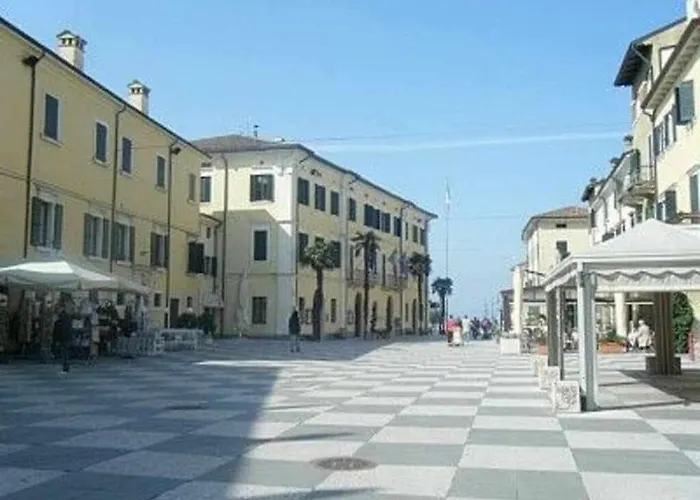 Casa Carla-con Giardino , Vicino Al Centro E Garda (Verona)