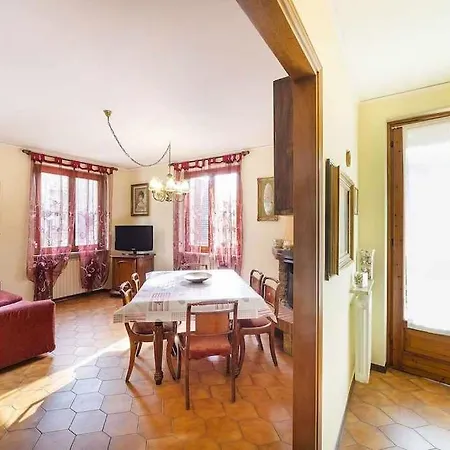 Apartment Casa Carlacon Giardino Vicino Al Centro E *