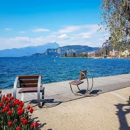 Casa Carlacon Giardino Vicino Al Centro E Apartment Garda (Verona)